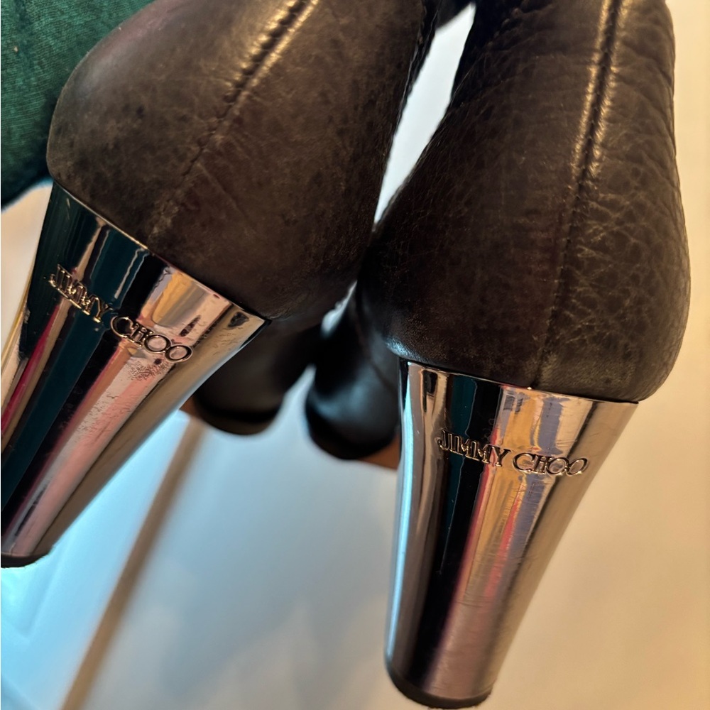 Jimmy Choo Black Heels with Sleek Design